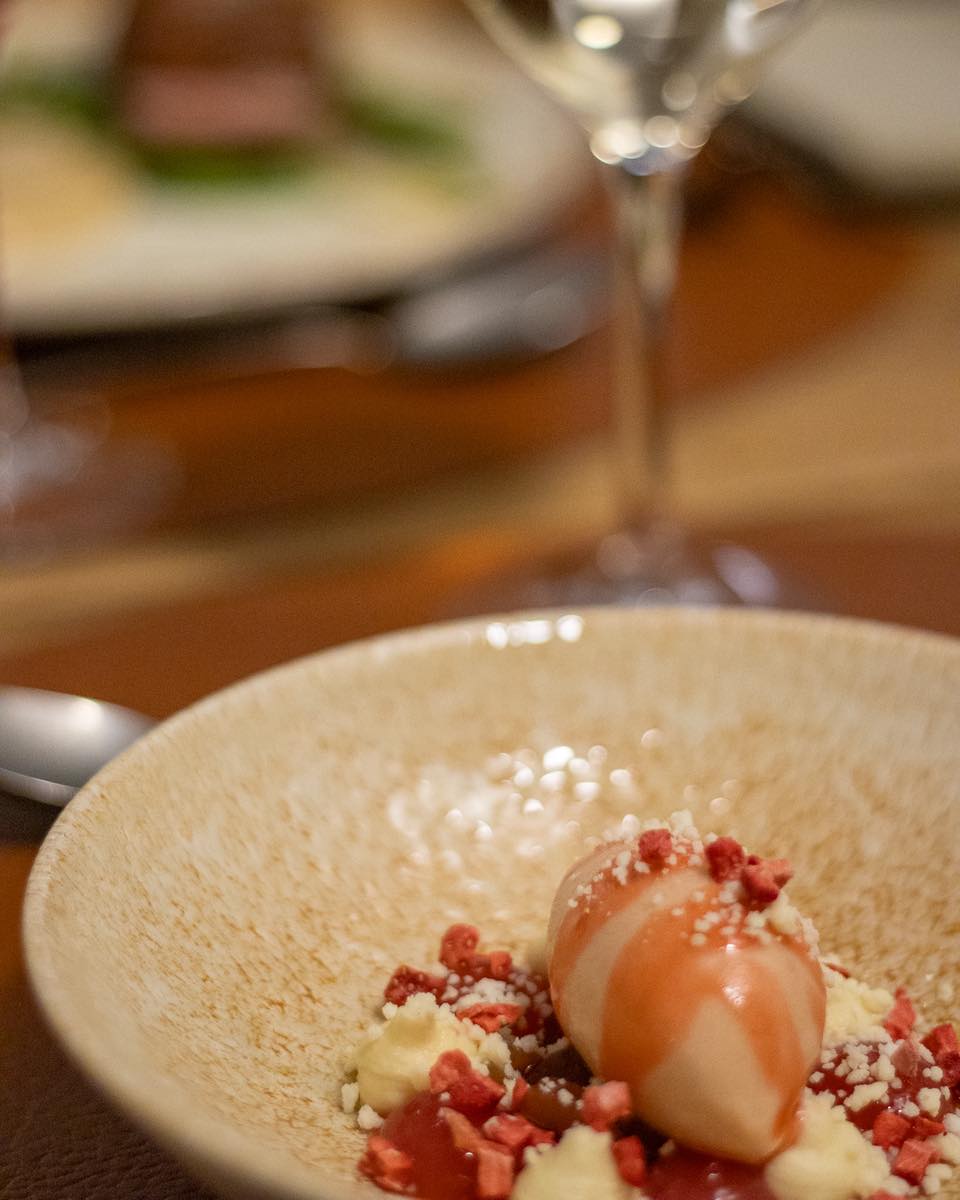 Mangler du en perfekt Mors Dags gave?

Forær en lækker og tidlig Mors Dags-aften og slå jer ned i hyggen hos os 💌🧑‍🍳

Lørdag d. 10. maj, dagen før dagen, kan din mor spise GRATIS ved booking til mindst 4 personer… så hop ind og haps et bord ❤️

#malt #ceresbyen #smiletsby #detskeriaarhus #gastro #smagaarhus #visitaarhus #food #beer #wine #dinner #restaurant #dining #aarhus
